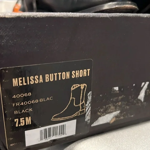 Frye melissa button short leather boots . Size 7.5 - Picture 8 of 10